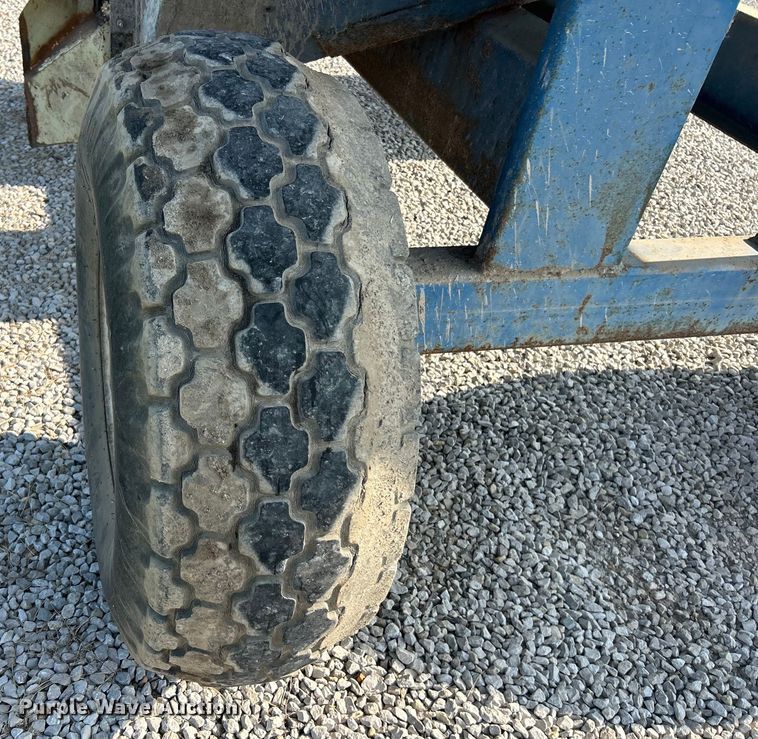 image for item EK3225 DMI gravity wagon