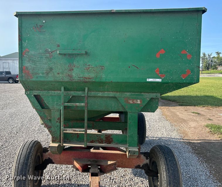 image for item EK3227 Bushnell GB-225 gravity wagon
