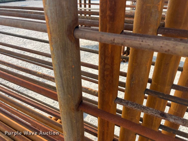 image for item EK8827 Livestock panels