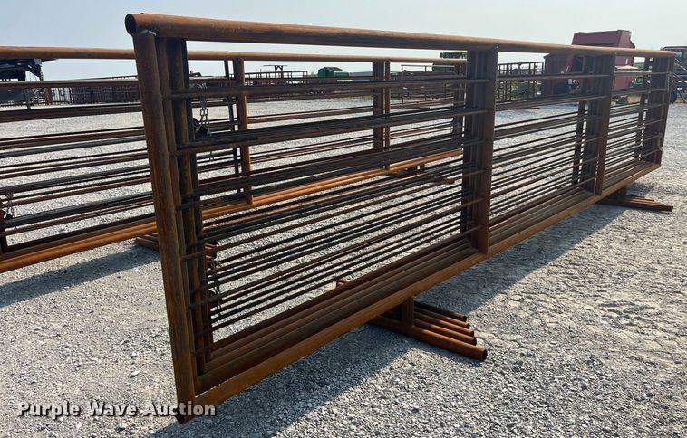 image for item EK8828 Livestock panels