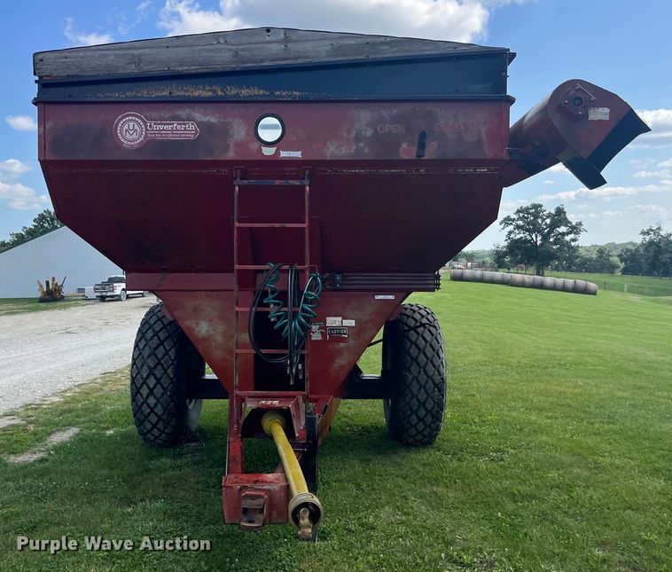 image for item EK8957 Unverferth GC4900 grain cart
