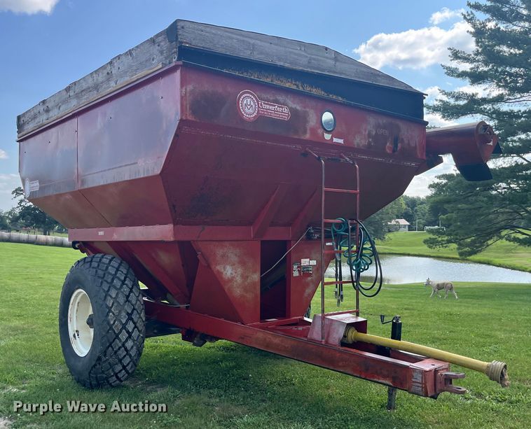 image for item EK8957 Unverferth GC4900 grain cart