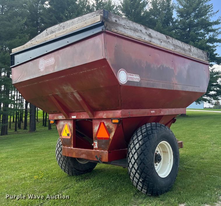 image for item EK8957 Unverferth GC4900 grain cart