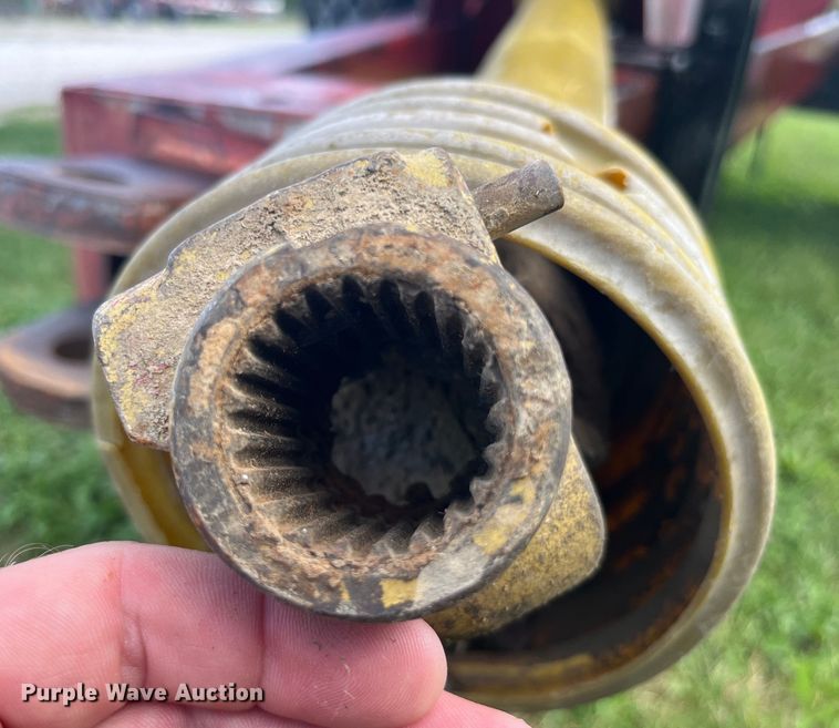 image for item EK8957 Unverferth GC4900 grain cart