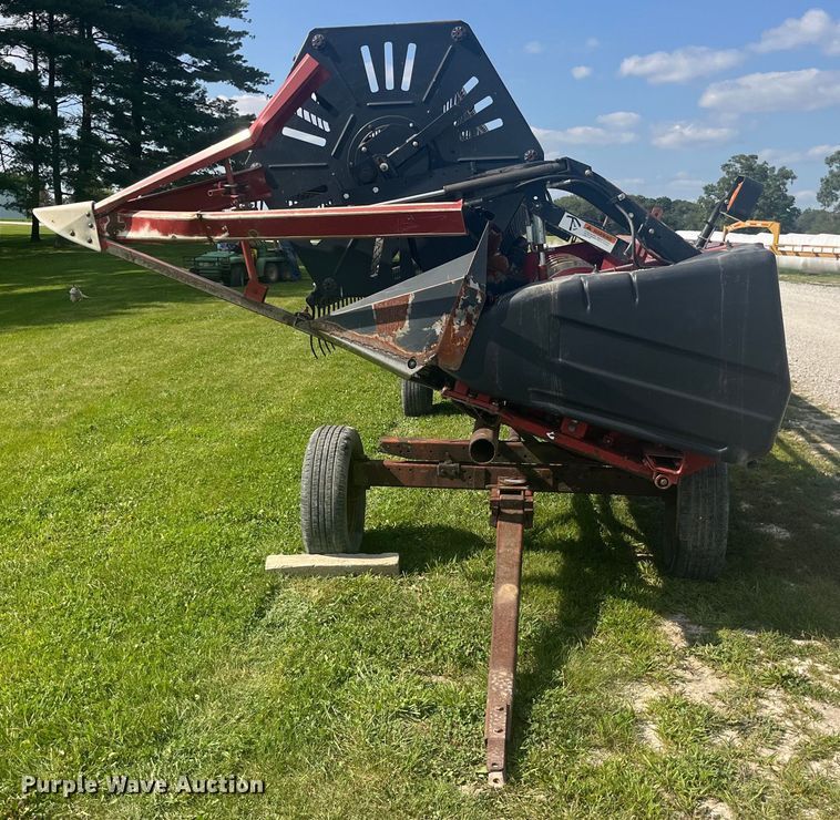 image for item EK8958 1995 Case 1020 flex draper head