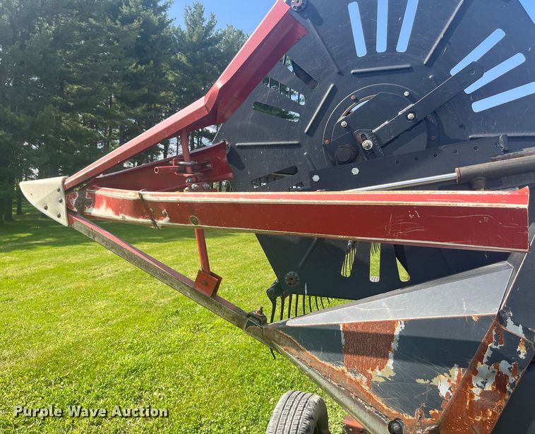 image for item EK8958 1995 Case 1020 flex draper head