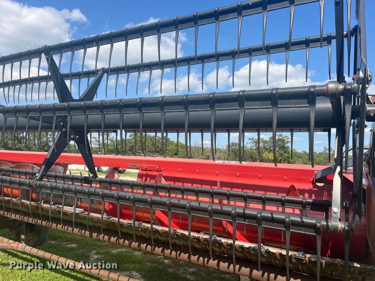 image for item EK8958 1995 Case 1020 flex draper head