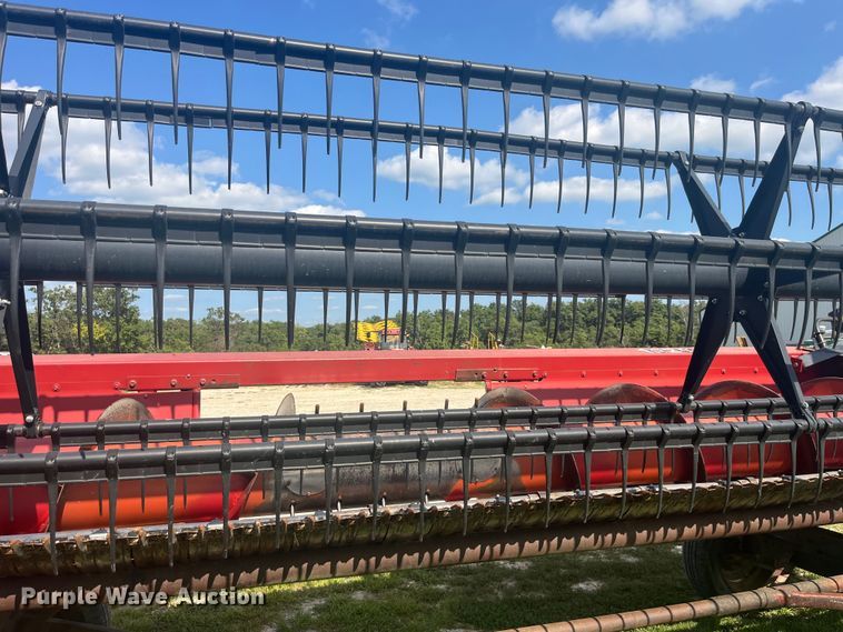 image for item EK8958 1995 Case 1020 flex draper head