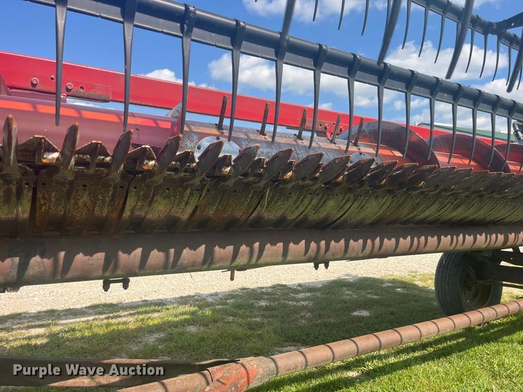 image for item EK8958 1995 Case 1020 flex draper head