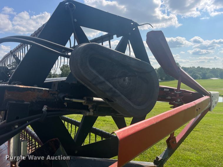 image for item EK8958 1995 Case 1020 flex draper head