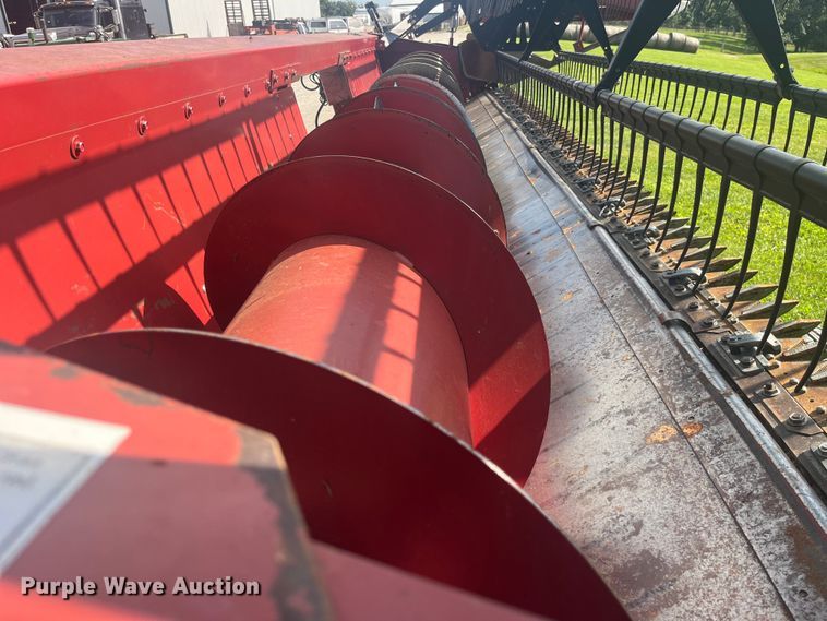 image for item EK8958 1995 Case 1020 flex draper head