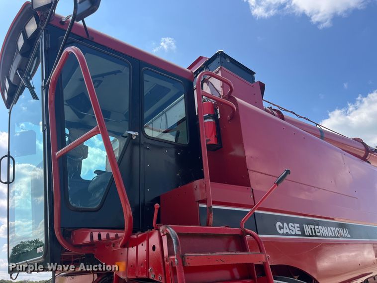 image for item EK8959 1991 Case 1660 Axial-Flow combine