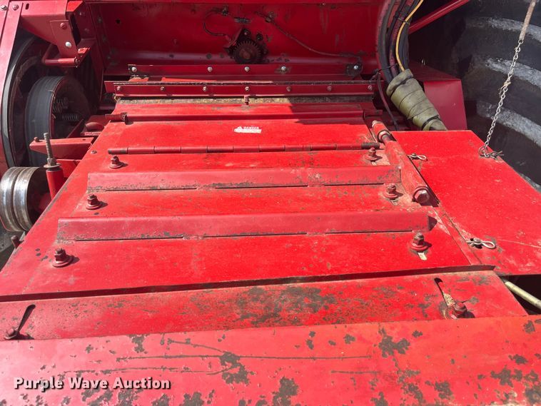 image for item EK8959 1991 Case 1660 Axial-Flow combine