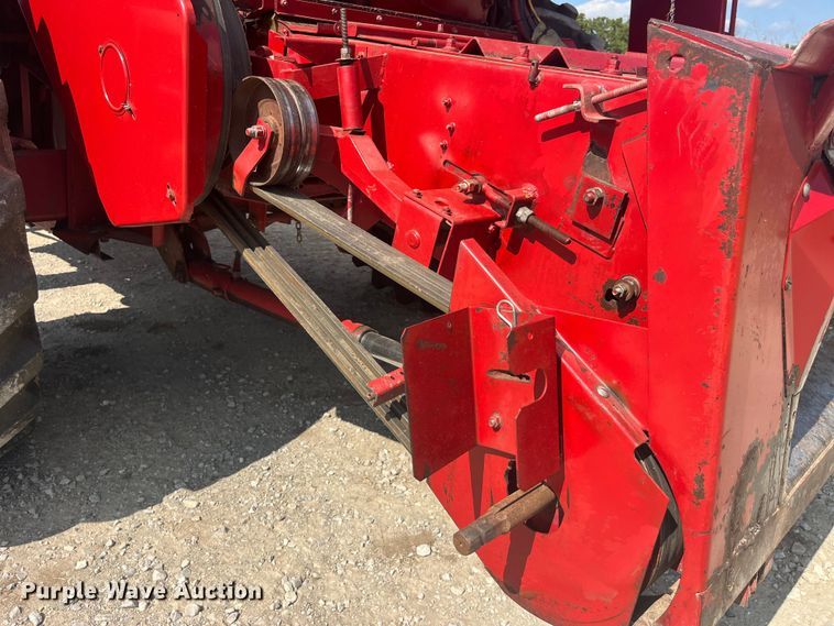 image for item EK8959 1991 Case 1660 Axial-Flow combine