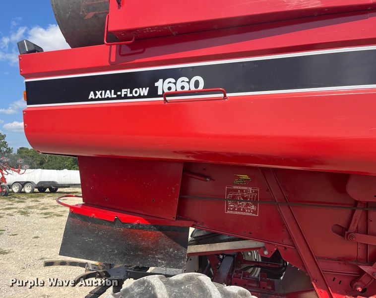 image for item EK8959 1991 Case 1660 Axial-Flow combine