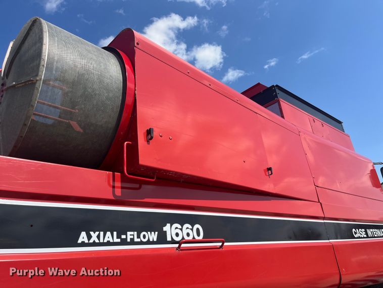 image for item EK8959 1991 Case 1660 Axial-Flow combine