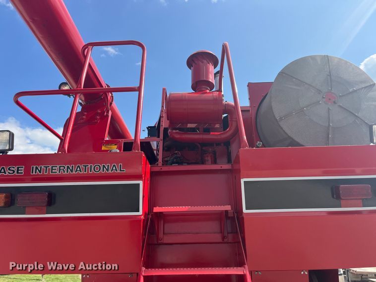 image for item EK8959 1991 Case 1660 Axial-Flow combine