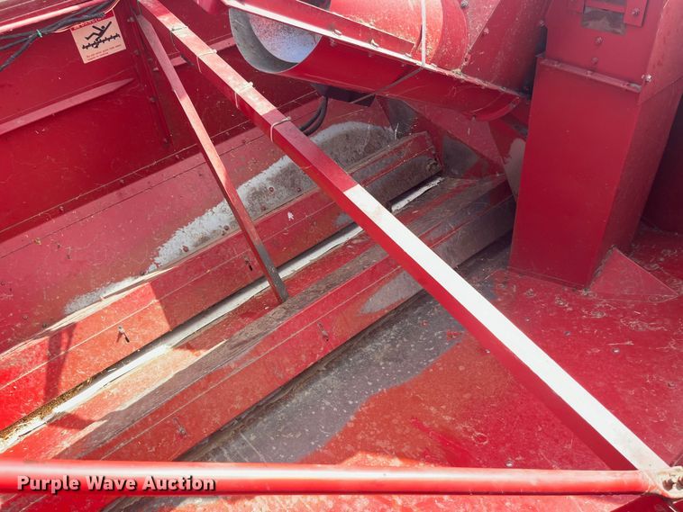 image for item EK8959 1991 Case 1660 Axial-Flow combine