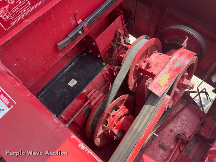 image for item EK8959 1991 Case 1660 Axial-Flow combine