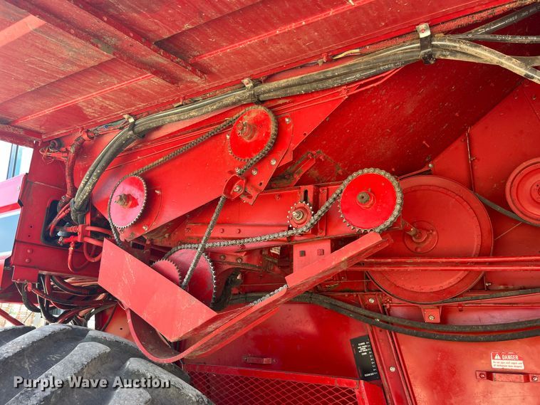 image for item EK8959 1991 Case 1660 Axial-Flow combine