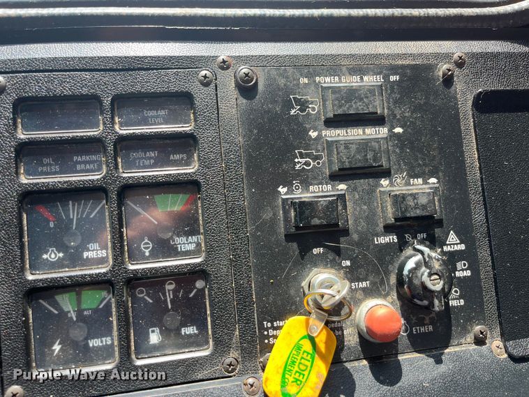 image for item EK8959 1991 Case 1660 Axial-Flow combine