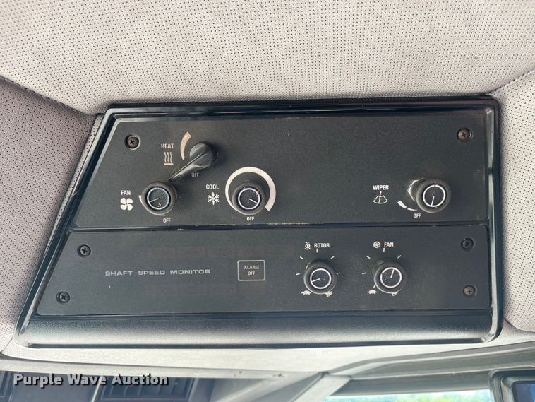 image for item EK8959 1991 Case 1660 Axial-Flow combine