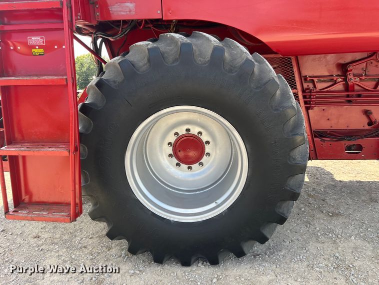 image for item EK8959 1991 Case 1660 Axial-Flow combine