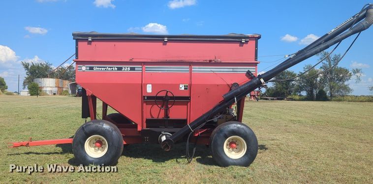 image for item EQ2007 Unverferth 325 gravity wagon