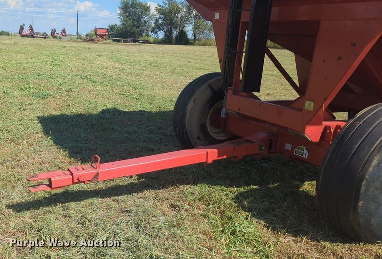 image for item EQ2007 Unverferth 325 gravity wagon