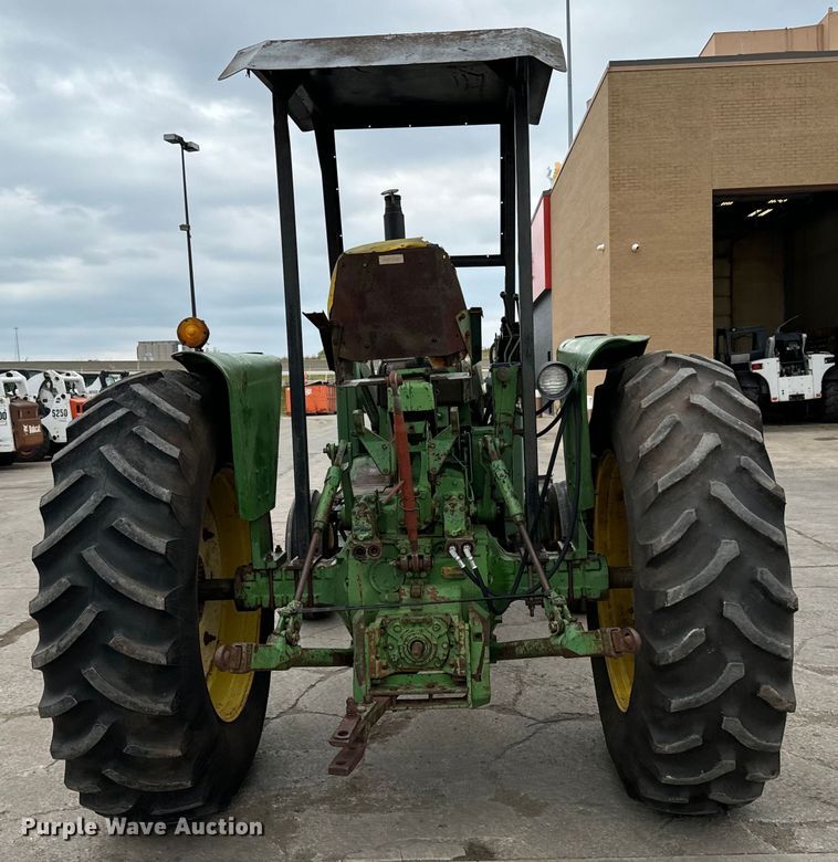 image for item LF9952 1971 John Deere  4320 tractor