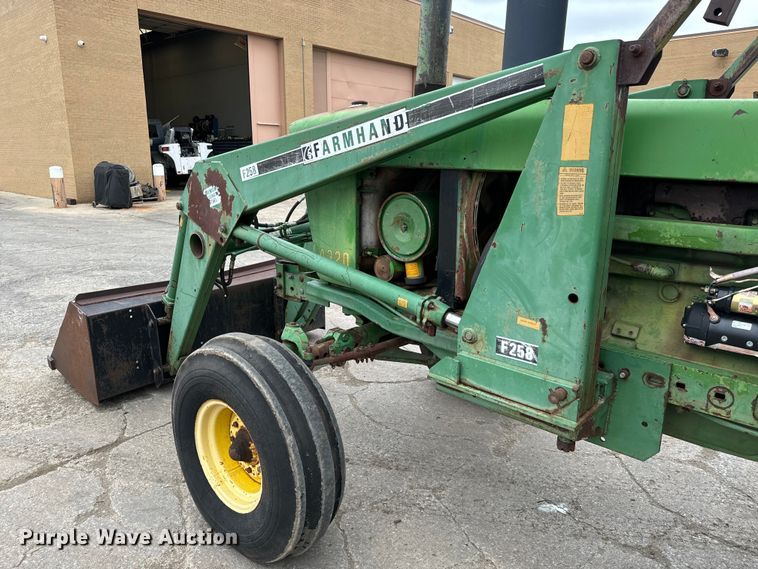 image for item LF9952 1971 John Deere  4320 tractor