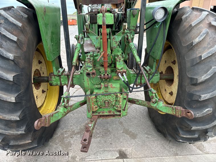 image for item LF9952 1971 John Deere  4320 tractor