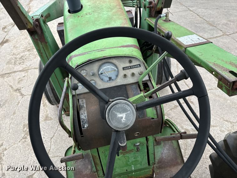 image for item LF9952 1971 John Deere  4320 tractor