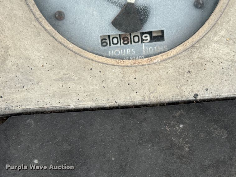 image for item LF9952 1971 John Deere  4320 tractor