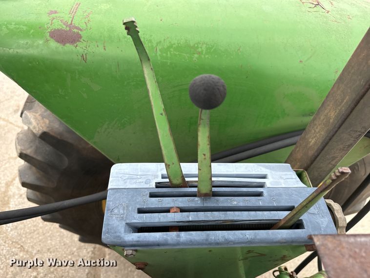 image for item LF9952 1971 John Deere  4320 tractor