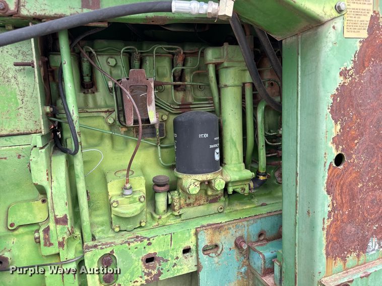 image for item LF9952 1971 John Deere  4320 tractor