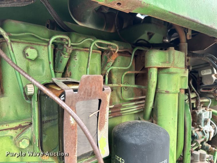 image for item LF9952 1971 John Deere  4320 tractor