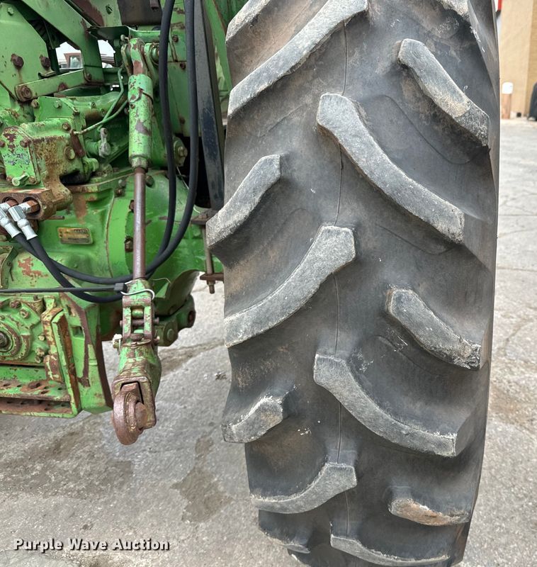 image for item LF9952 1971 John Deere  4320 tractor