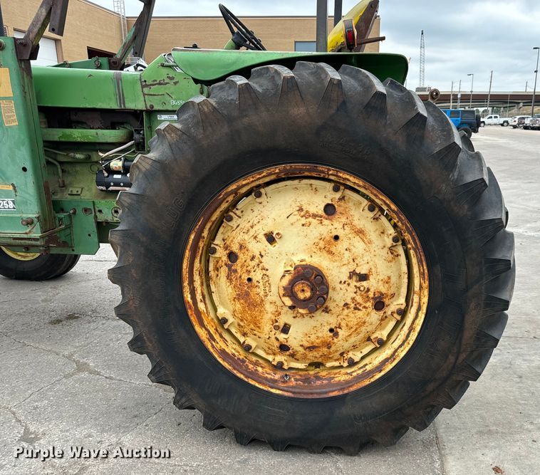 image for item LF9952 1971 John Deere  4320 tractor