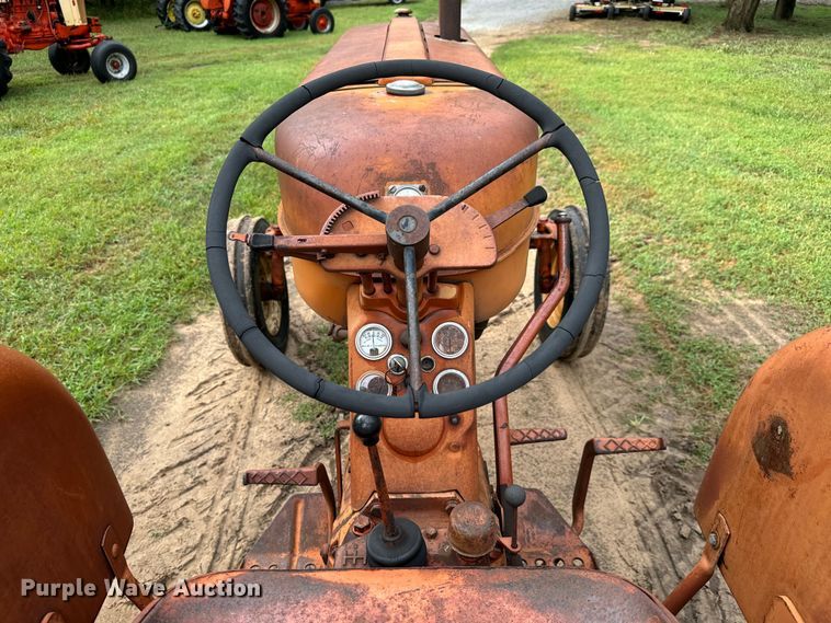 image for item LF9964 Allis Chalmers  D17  tractor