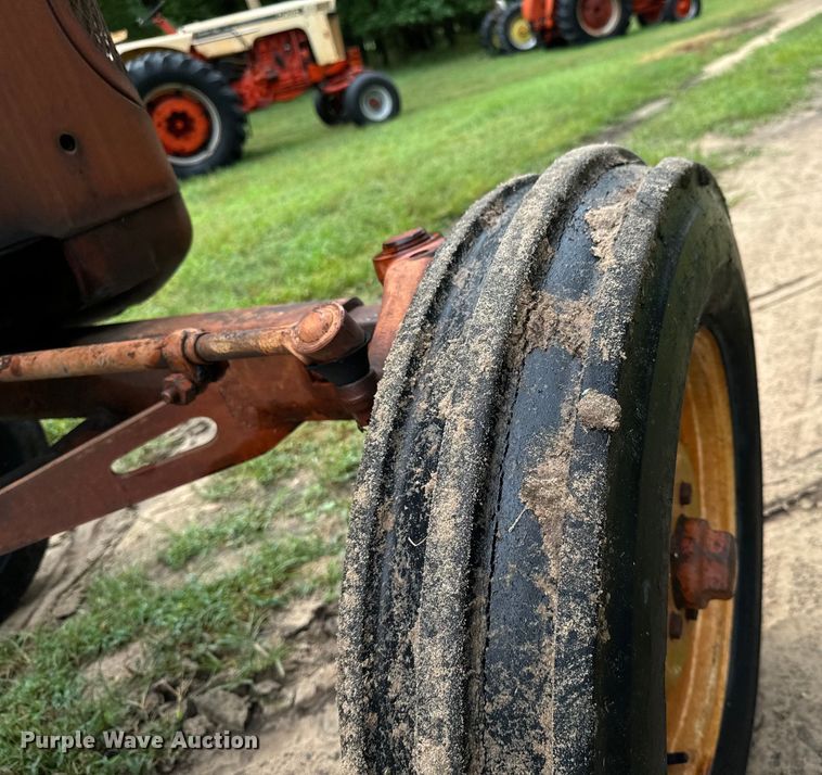 image for item LF9964 Allis Chalmers  D17  tractor