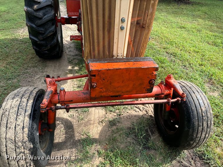 image for item LF9965 Case  Comfort King 830 tractor