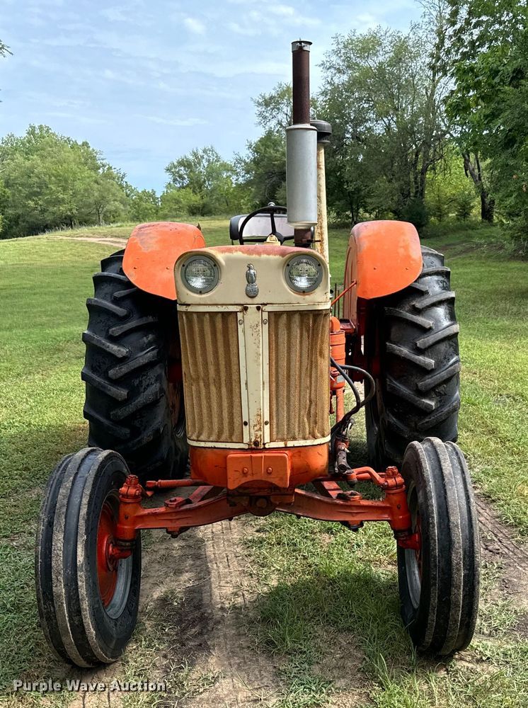 image for item LF9966 1959 Case 900B tractor