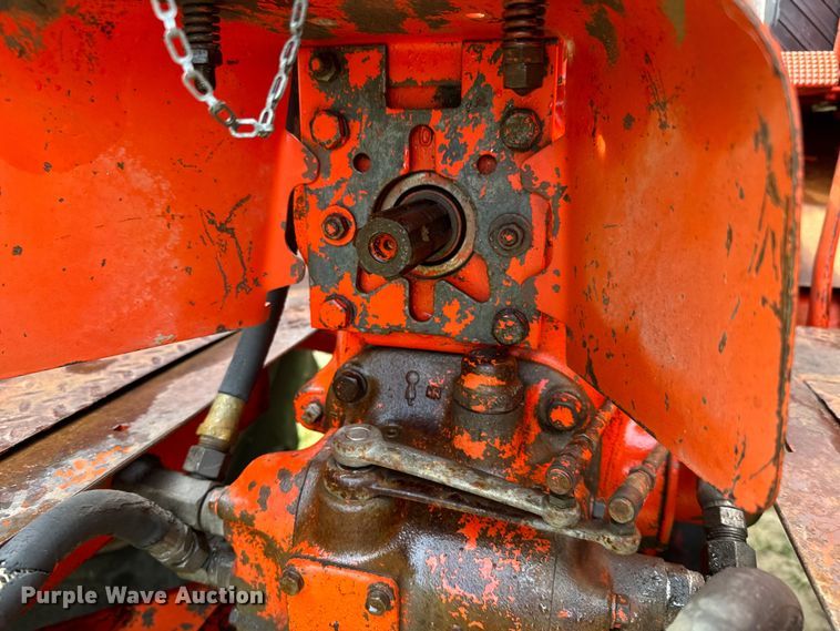 image for item LF9966 1959 Case 900B tractor