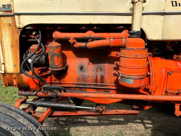 image for item LF9966 1959 Case 900B tractor