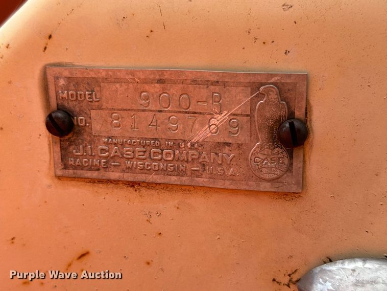 image for item LF9966 1959 Case 900B tractor