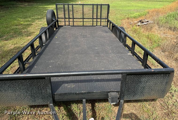 image for item LF9968 2017 Lone Star utility trailer