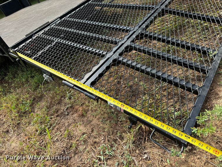 image for item LF9968 2017 Lone Star utility trailer