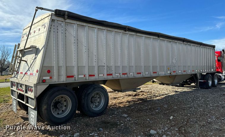 image for item NM9086 1993 Cornhusker grain trailer