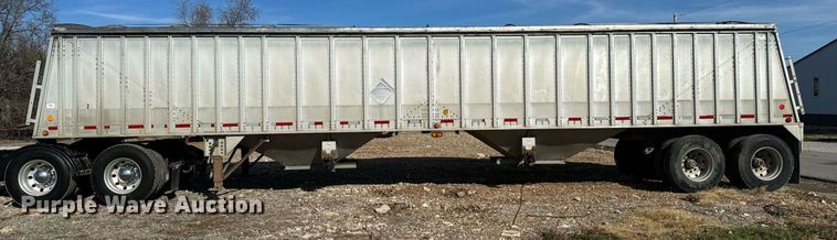 image for item NM9086 1993 Cornhusker grain trailer